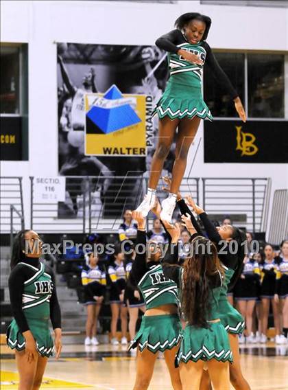 Thumbnail 1 in Agoura vs. Inglewood (CIF SS D3AA Final) photogallery.