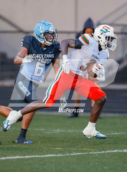 Thumbnail 2 in Stockbridge @ Lovejoy (Scrimmage)  photogallery.