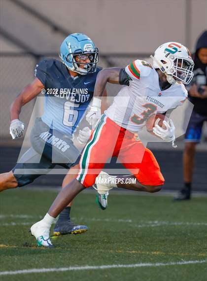Thumbnail 1 in Stockbridge @ Lovejoy (Scrimmage)  photogallery.
