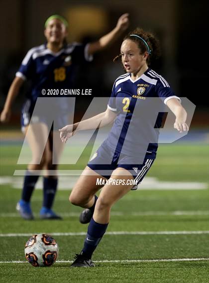Thumbnail 1 in Folsom vs. River City (CIF SJS D1 Playoffs) photogallery.
