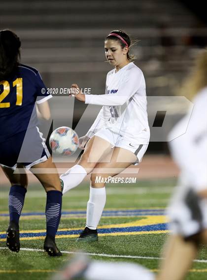 Thumbnail 3 in Folsom vs. River City (CIF SJS D1 Playoffs) photogallery.