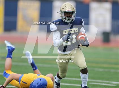 Thumbnail 1 in Notre Dame (SO) @ Bishop Amat photogallery.