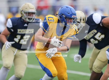 Thumbnail 2 in Notre Dame (SO) @ Bishop Amat photogallery.