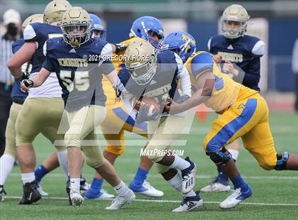 Thumbnail 2 in Notre Dame (SO) @ Bishop Amat photogallery.
