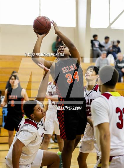 Thumbnail 3 in Selma vs. Tulare Union photogallery.