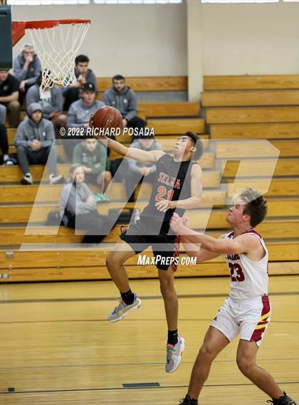 Thumbnail 1 in Selma vs. Tulare Union photogallery.