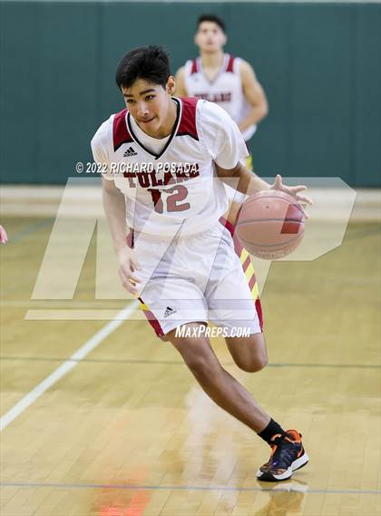 Thumbnail 1 in Selma vs. Tulare Union photogallery.