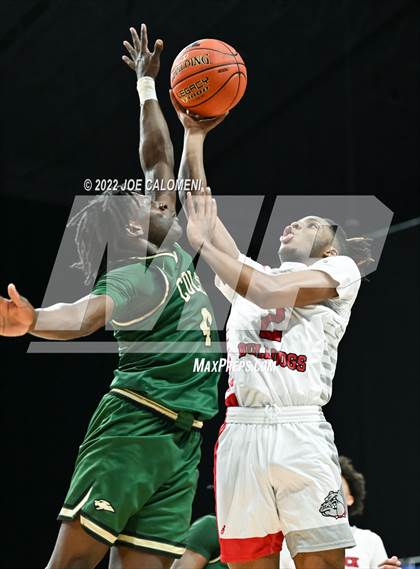 Thumbnail 3 in Cole vs Hitchcock (UIL 3A State Semifinal) photogallery.