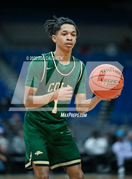 Thumbnail 2 in Cole vs Hitchcock (UIL 3A State Semifinal) photogallery.