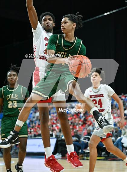 Thumbnail 2 in Cole vs Hitchcock (UIL 3A State Semifinal) photogallery.