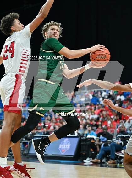Thumbnail 3 in Cole vs Hitchcock (UIL 3A State Semifinal) photogallery.