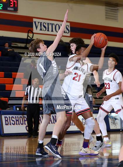 Thumbnail 3 in Corner Canyon vs. Rangeview (Tarkanian Classic) photogallery.
