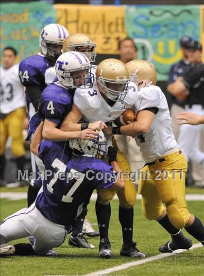 Thumbnail 1 in Yuma Catholic vs. Northwest Christian (AIA 2A State Final) photogallery.