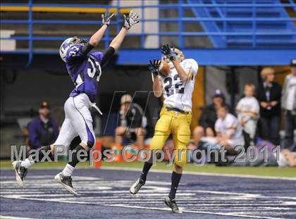 Thumbnail 3 in Yuma Catholic vs. Northwest Christian (AIA 2A State Final) photogallery.