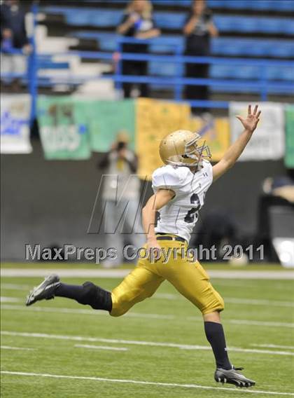 Thumbnail 2 in Yuma Catholic vs. Northwest Christian (AIA 2A State Final) photogallery.