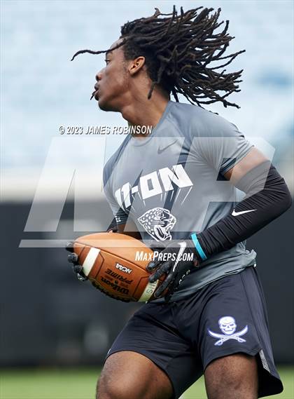 Thumbnail 2 in Ribault vs Brunswick  (Jaguars Prep 11-On Tournament) photogallery.