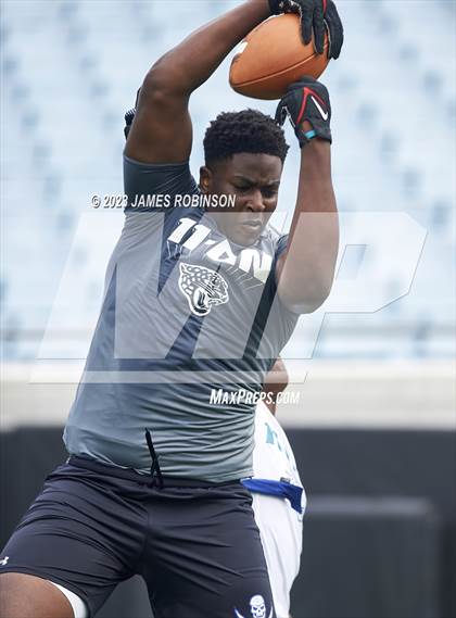 Thumbnail 2 in Ribault vs Brunswick  (Jaguars Prep 11-On Tournament) photogallery.