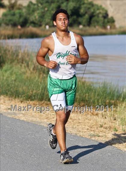 Thumbnail 2 in East Bakersfield Invitational photogallery.