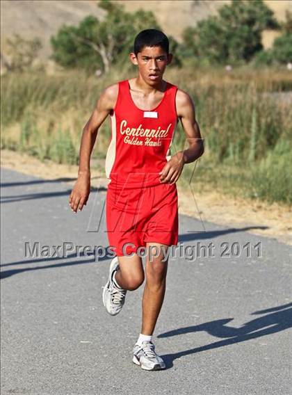 Thumbnail 1 in East Bakersfield Invitational photogallery.
