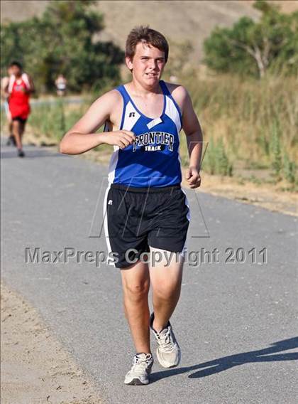 Thumbnail 2 in East Bakersfield Invitational photogallery.