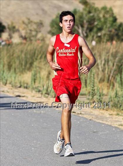 Thumbnail 3 in East Bakersfield Invitational photogallery.