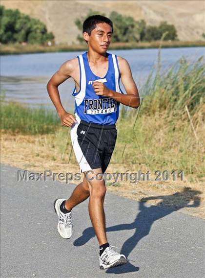 Thumbnail 1 in East Bakersfield Invitational photogallery.