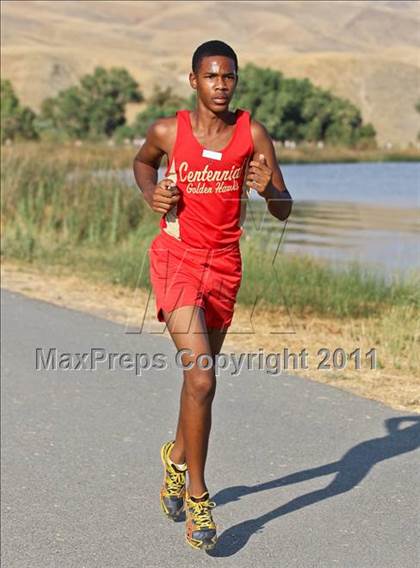 Thumbnail 1 in East Bakersfield Invitational photogallery.