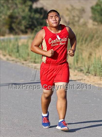 Thumbnail 2 in East Bakersfield Invitational photogallery.