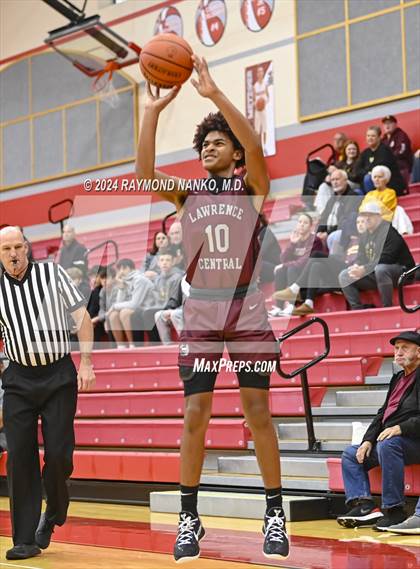 Thumbnail 3 in Chesterton vs Lawrence Central (Fishers Holiday Classic) photogallery.
