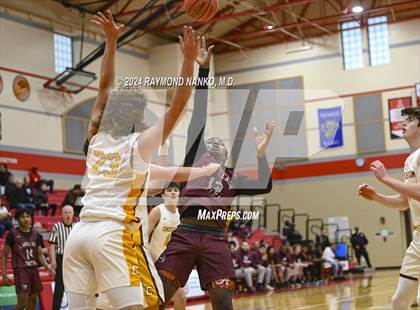 Thumbnail 3 in Chesterton vs Lawrence Central (Fishers Holiday Classic) photogallery.