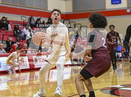 Thumbnail 2 in Chesterton vs Lawrence Central (Fishers Holiday Classic) photogallery.