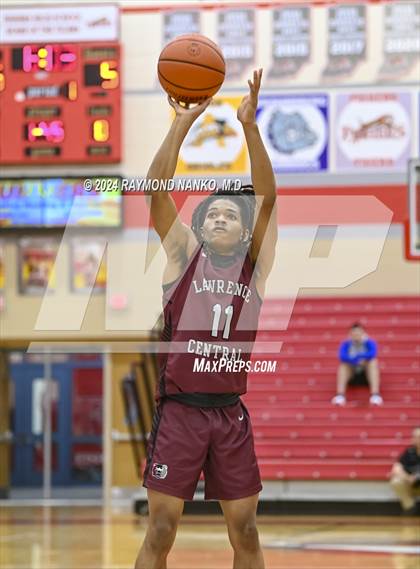 Thumbnail 2 in Chesterton vs Lawrence Central (Fishers Holiday Classic) photogallery.