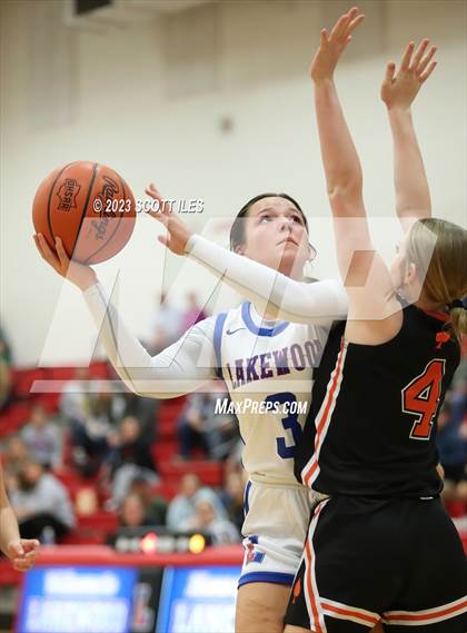 Thumbnail 1 in Amanda-Clearcreek @ Lakewood photogallery.