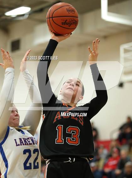 Thumbnail 2 in Amanda-Clearcreek @ Lakewood photogallery.