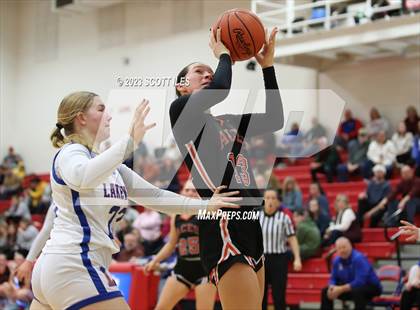 Thumbnail 2 in Amanda-Clearcreek @ Lakewood photogallery.