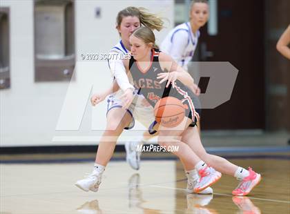 Thumbnail 3 in Amanda-Clearcreek @ Lakewood photogallery.