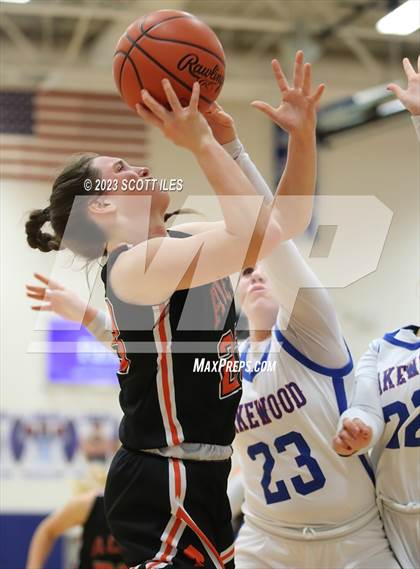Thumbnail 2 in Amanda-Clearcreek @ Lakewood photogallery.