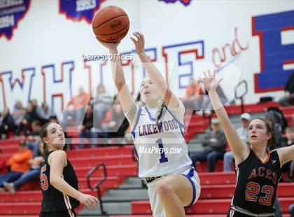 Thumbnail 3 in Amanda-Clearcreek @ Lakewood photogallery.