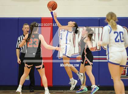Thumbnail 3 in Amanda-Clearcreek @ Lakewood photogallery.