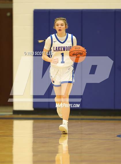 Thumbnail 1 in Amanda-Clearcreek @ Lakewood photogallery.