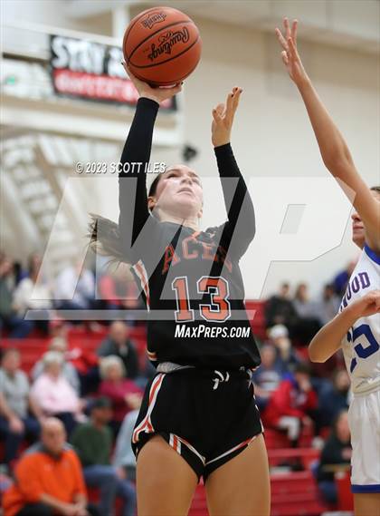 Thumbnail 3 in Amanda-Clearcreek @ Lakewood photogallery.