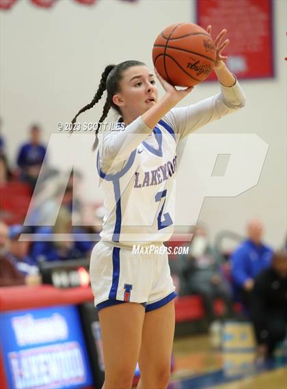 Thumbnail 1 in Amanda-Clearcreek @ Lakewood photogallery.