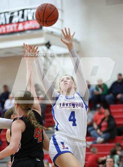 Thumbnail 3 in Amanda-Clearcreek @ Lakewood photogallery.