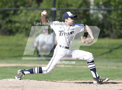 Thumbnail 1 in Jones vs. Glenbrook South (IHSA Regional Semifinal) photogallery.