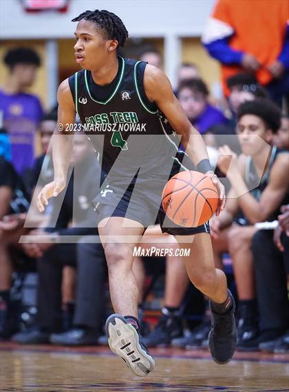 Thumbnail 2 in Huron vs Cass Tech (MHSAA D1 Quarter Final) photogallery.