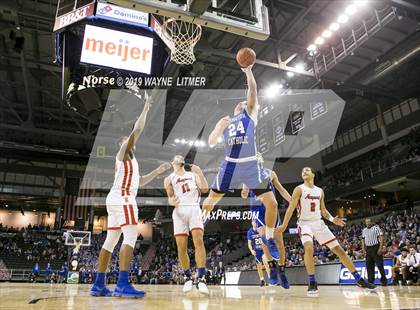 Thumbnail 1 in Covington Catholic vs Newport (KHSAA Ninth Region) photogallery.
