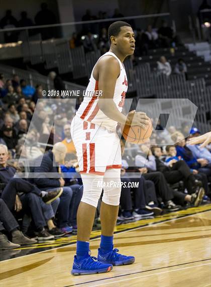 Thumbnail 2 in Covington Catholic vs Newport (KHSAA Ninth Region) photogallery.