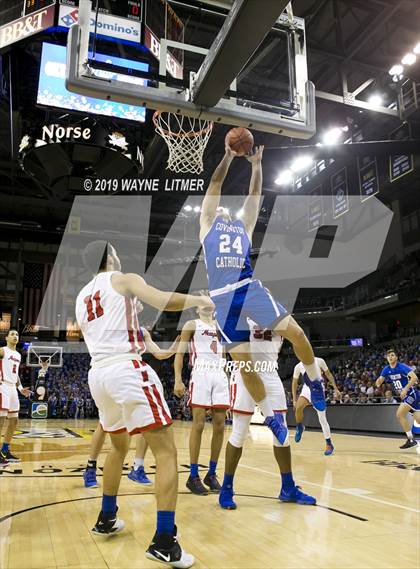 Thumbnail 2 in Covington Catholic vs Newport (KHSAA Ninth Region) photogallery.