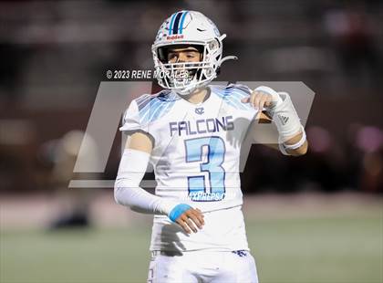 Thumbnail 3 in Crescenta Valley vs Burroughs photogallery.