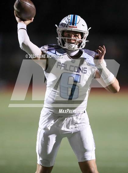 Thumbnail 2 in Crescenta Valley vs Burroughs photogallery.